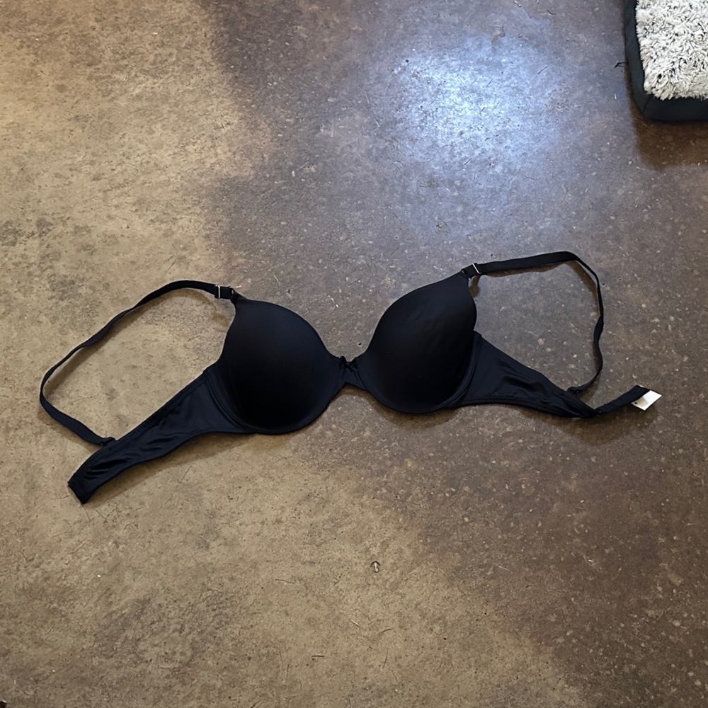 Elegant Black Women's Bra maidenform 36c